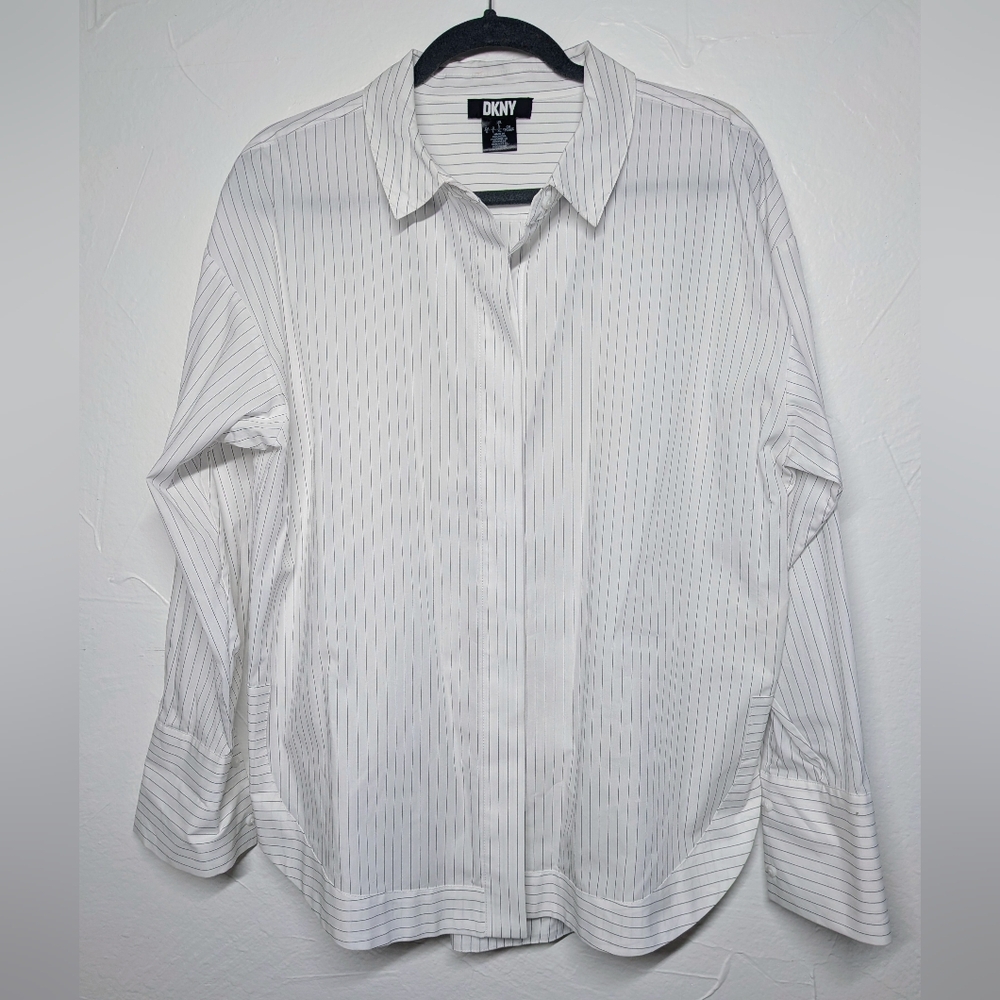 DKNY White Pinstripe Button Down Shirt | 100% Cotton | Size L
